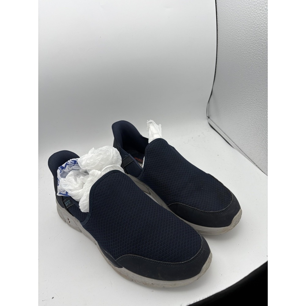 Skechers Swift Fit Shoes Mens Size 9.5 Blue Slip On Walking Sneakers Comfort